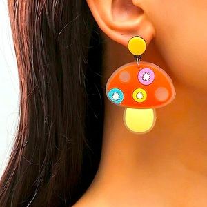 NWT Boutique Groovy Retro Mushroom Statement Earrings | Funky | 70’s 60’s | Boho